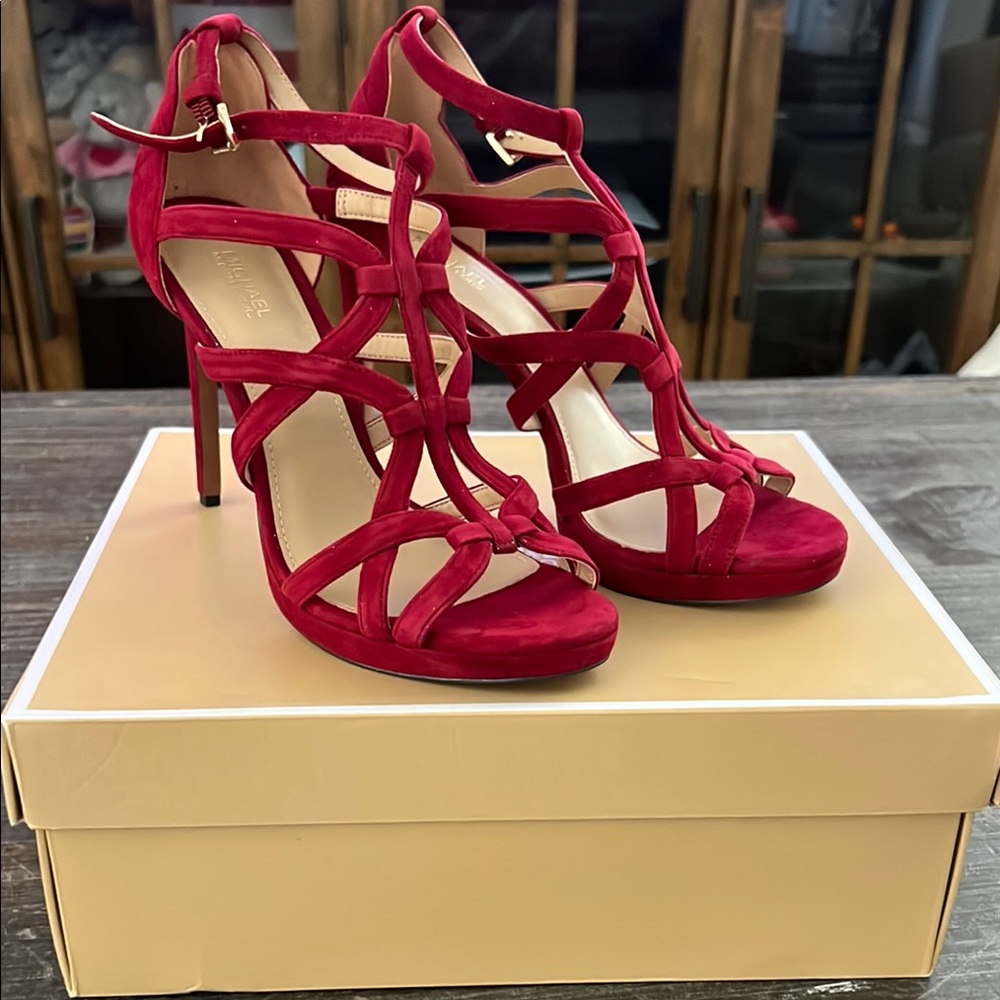 Michael Kors SANDRA PLATFORM SUEDE - Red Strappy Heels